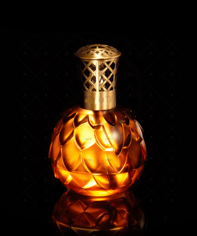 chris-mai-3p1BJjJRthk-unsplash-637x764